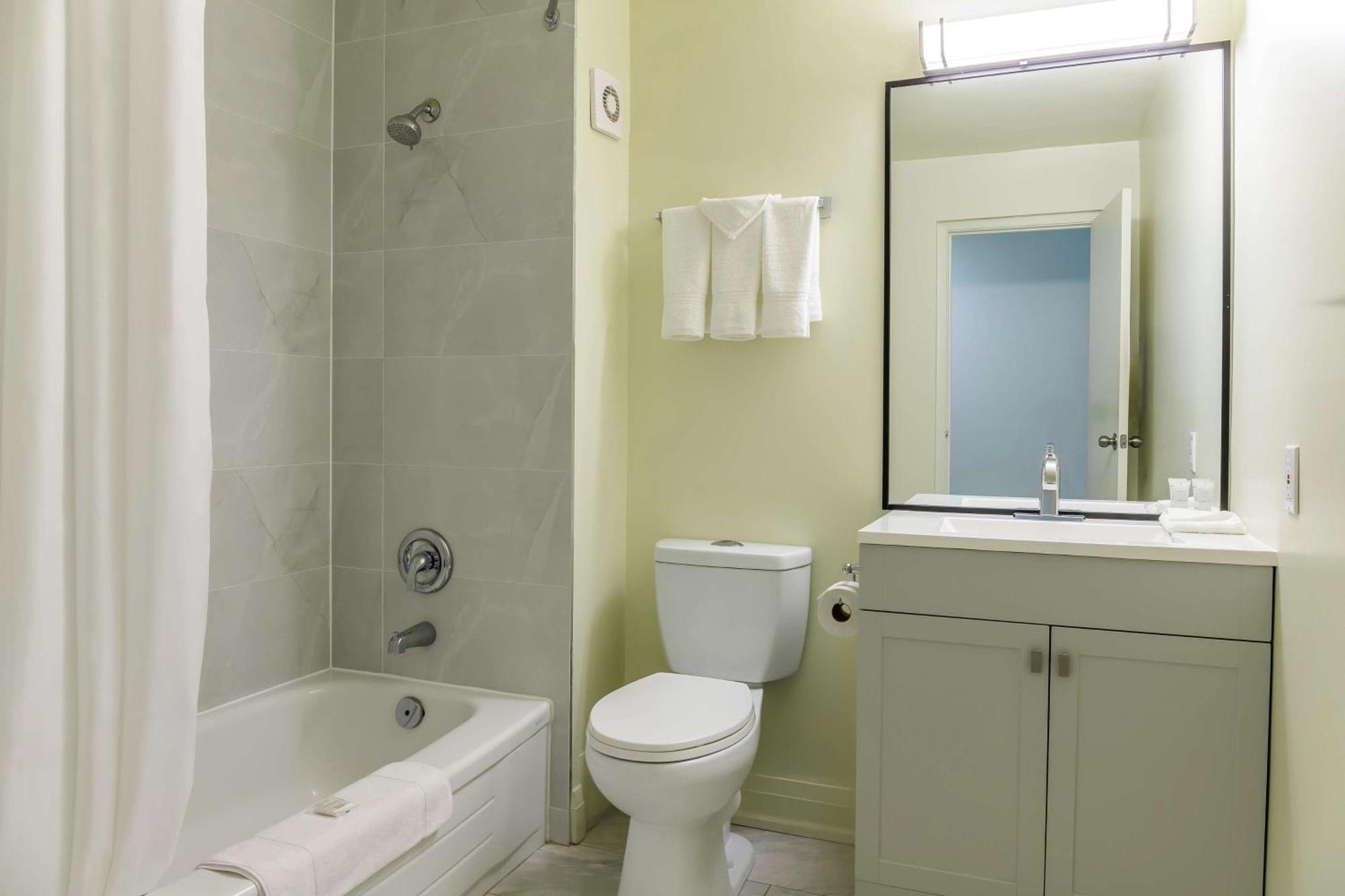 Motel 6 Niagara Falls, On Near The Falls 외부 사진