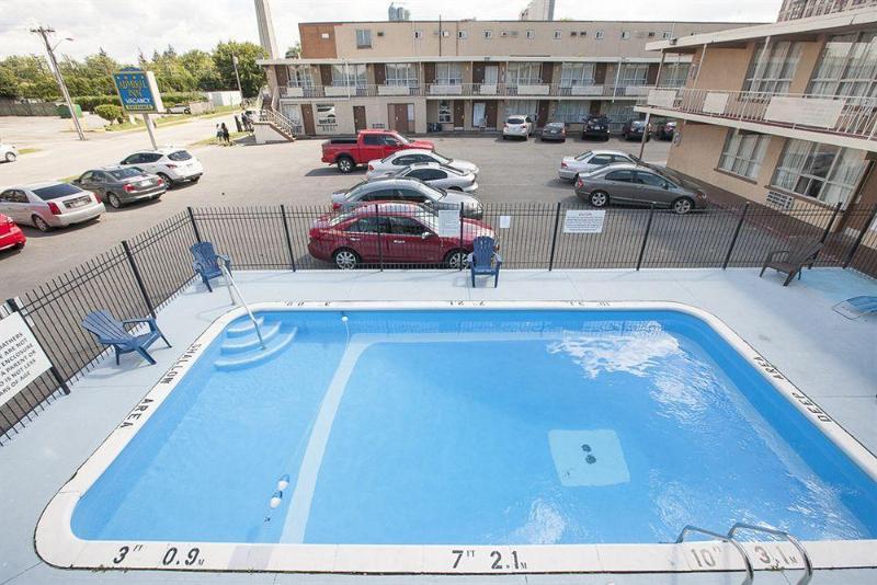 Motel 6 Niagara Falls, On Near The Falls 외부 사진