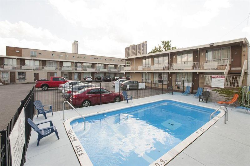 Motel 6 Niagara Falls, On Near The Falls 외부 사진